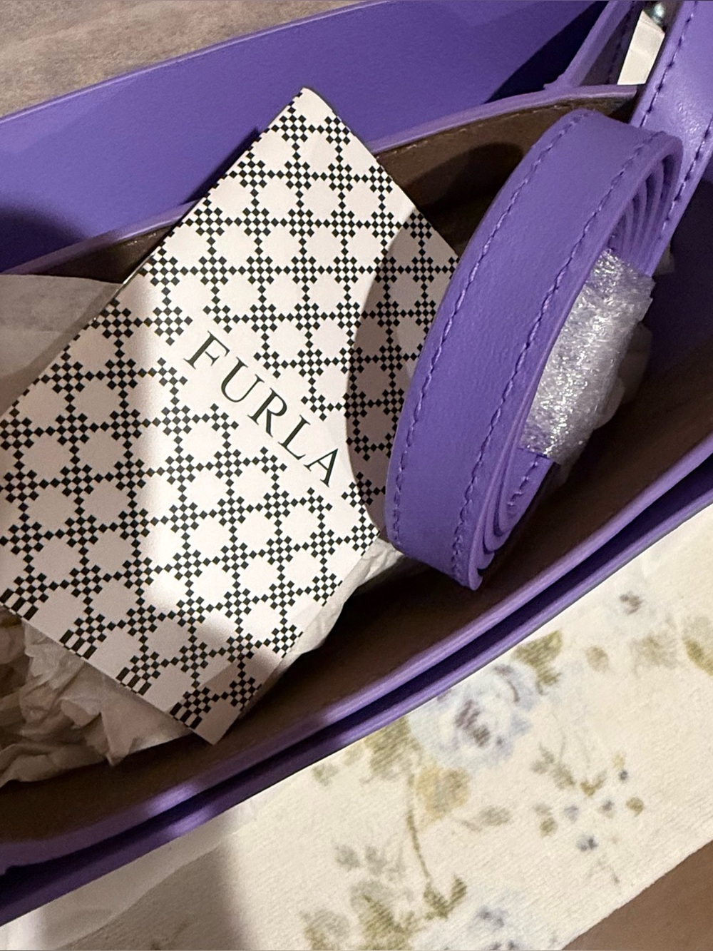 Furla Elisir small crossbody satchel in lilac smooth leather NWT made in Italy - Picture 7 of 16